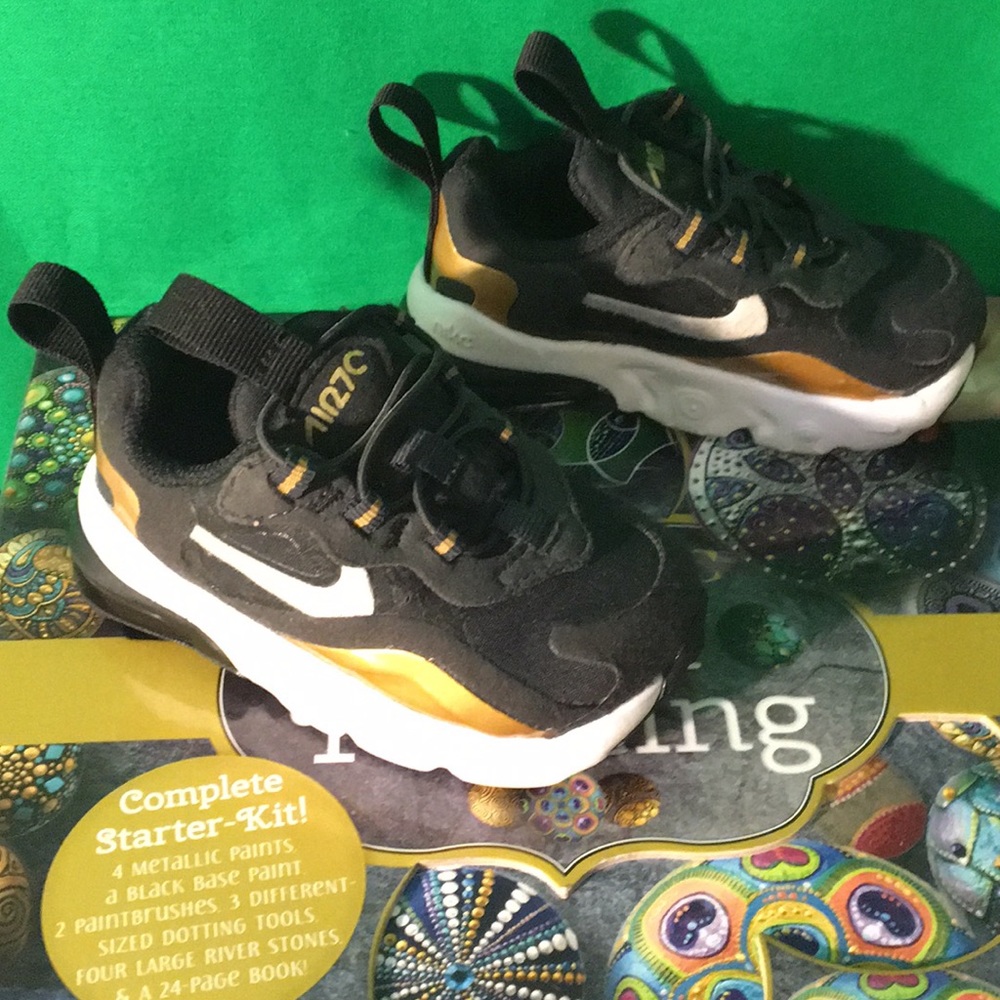 Nike Air Max 270 Toddlers Running Shoe Size 4C